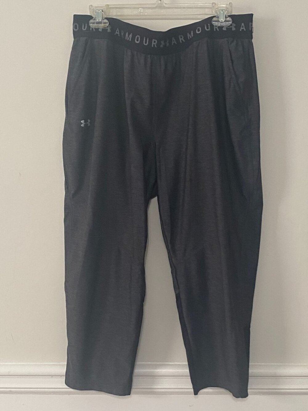 Under Armour Gray Athletic pants size XL